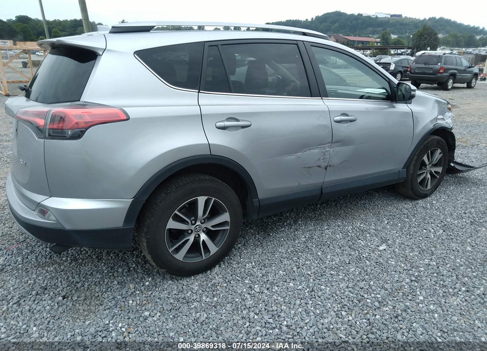 2017 TOYOTA RAV4 XLE VIN: 2T3WFREV3HW360923