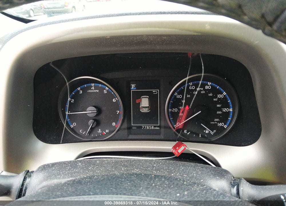 2017 TOYOTA RAV4 XLE VIN: 2T3WFREV3HW360923