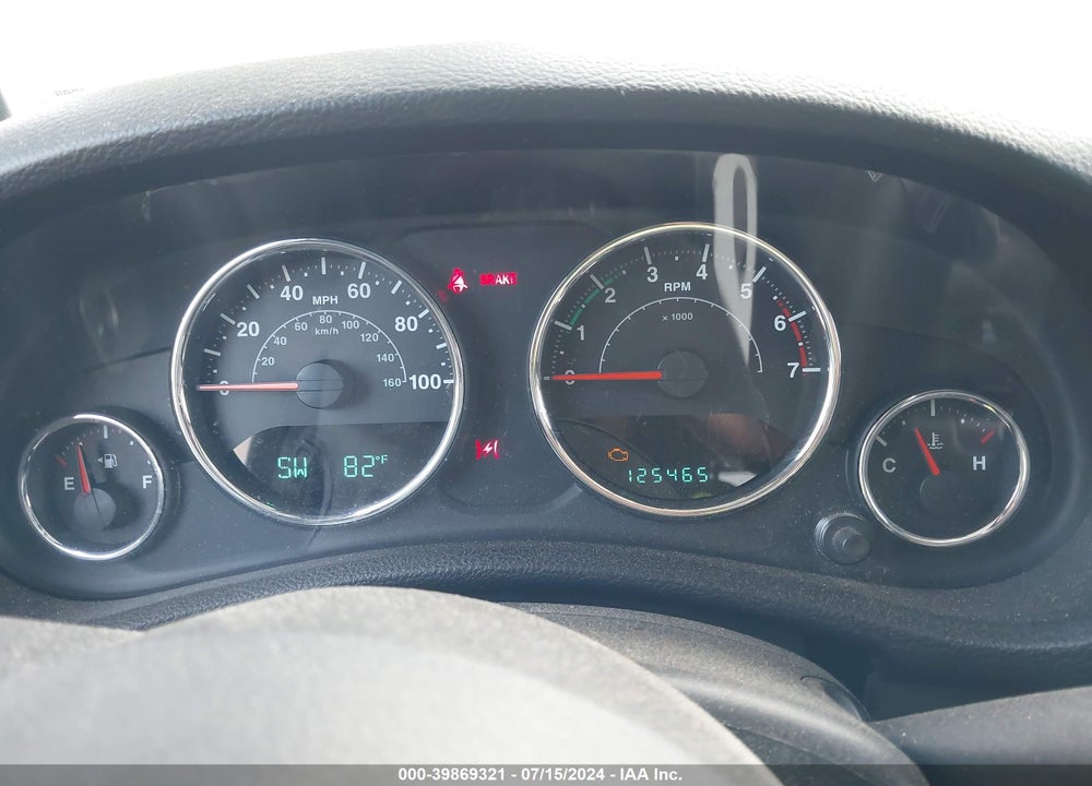2011 JEEP WRANGLER UNLIMITED SAHARA VIN: 1J4BA5H16BL635932
