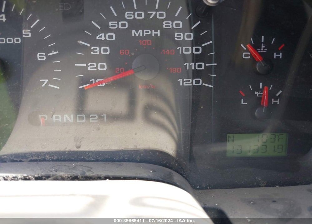 2005 FORD F-150 STX/XL/XLT VIN: 1FTRX12W85FA35075