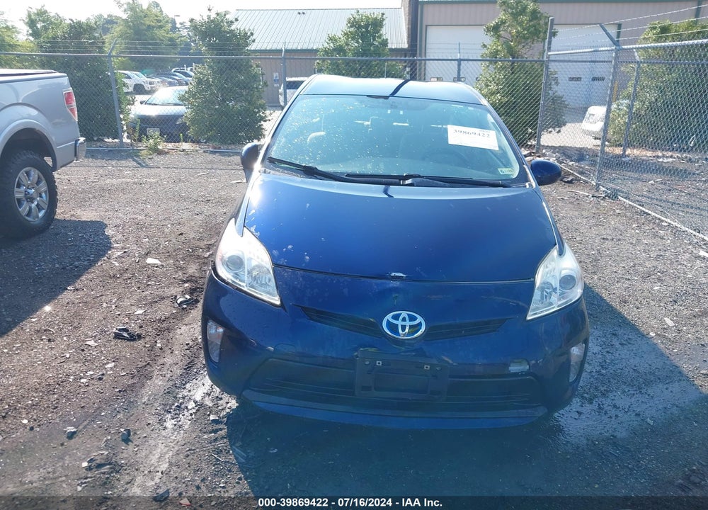 2014 TOYOTA PRIUS TWO VIN: JTDKN3DUXE1792605
