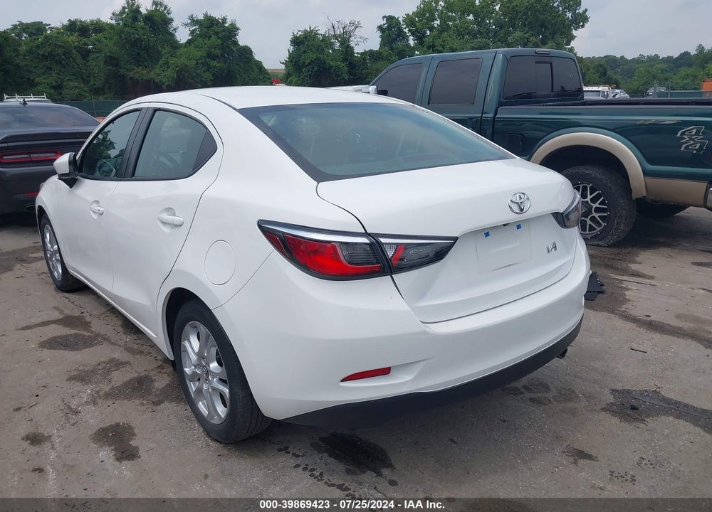 2018 TOYOTA YARIS IA VIN: 3MYDLBYV5JY331119
