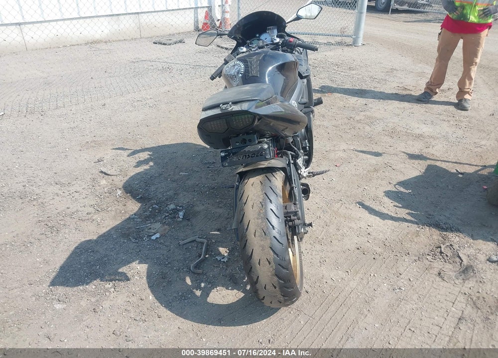 2009 YAMAHA YZFR6 S VIN: JYARJ06E59A040259