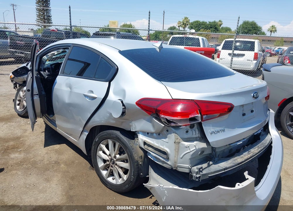 2017 KIA FORTE LX VIN: 3KPFL4A72HE117974