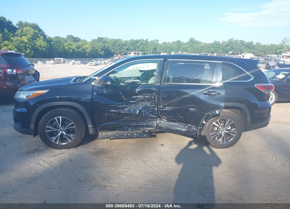 2016 TOYOTA HIGHLANDER LE VIN: 5TDZARFH9GS018106