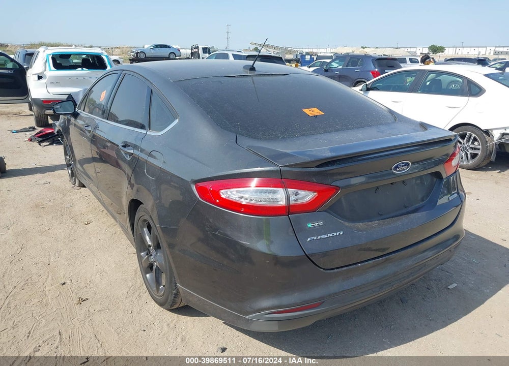 2015 FORD FUSION SE VIN: 1FA6P0HDXF5104638