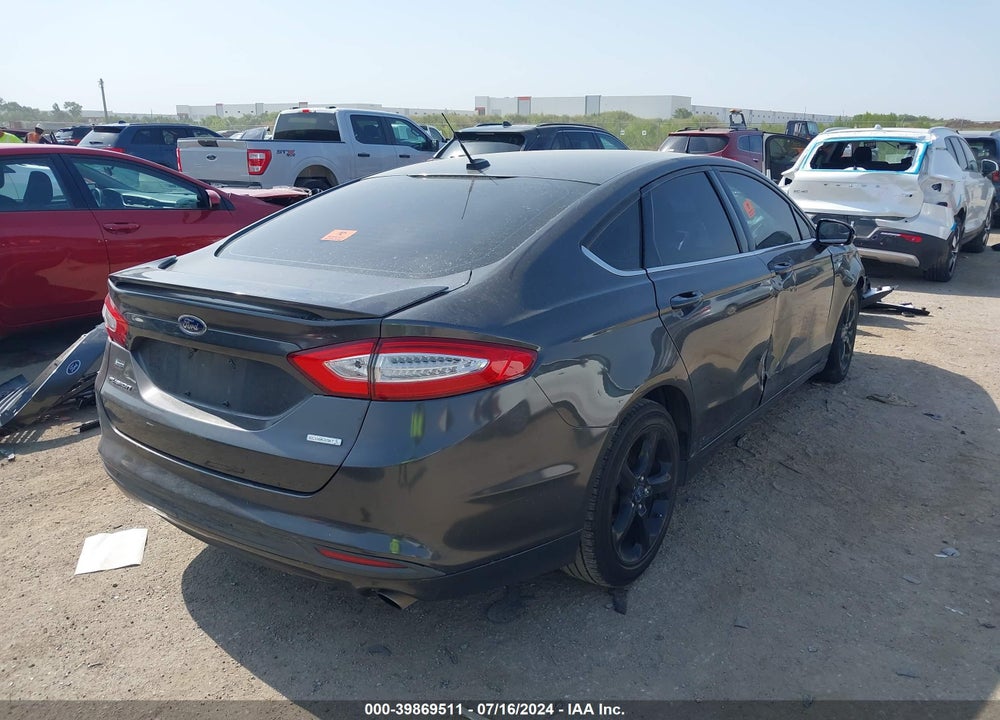 2015 FORD FUSION SE VIN: 1FA6P0HDXF5104638