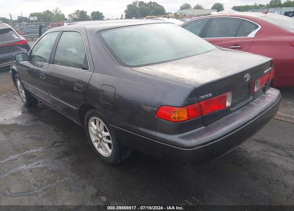 2000 TOYOTA CAMRY XLE V6 VIN: 4T1BF28K8YU937865