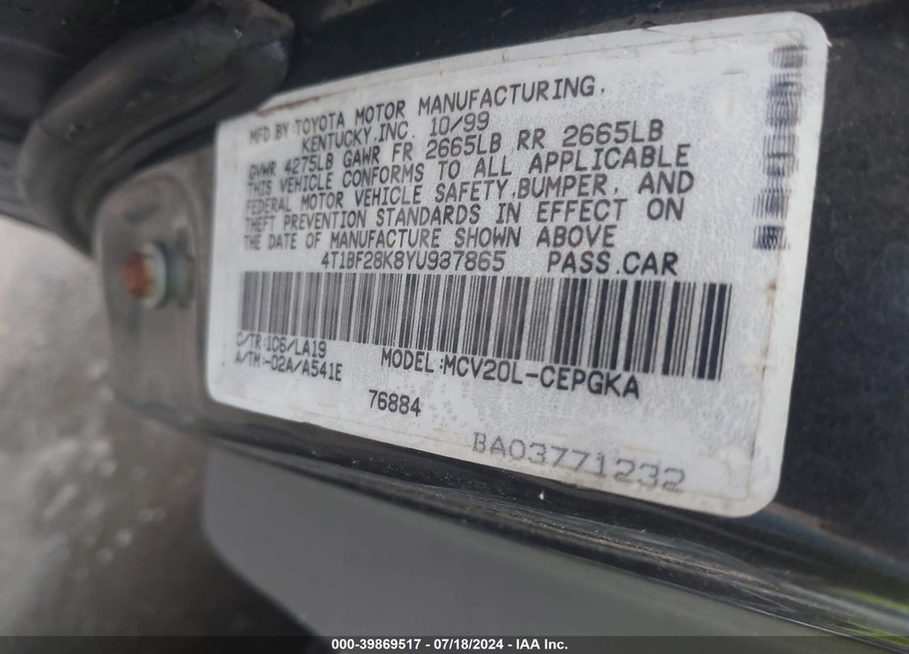 2000 TOYOTA CAMRY XLE V6 VIN: 4T1BF28K8YU937865