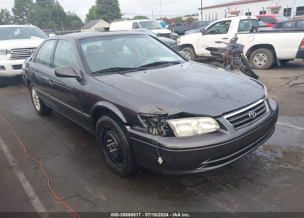 2000 TOYOTA CAMRY XLE V6 VIN: 4T1BF28K8YU937865