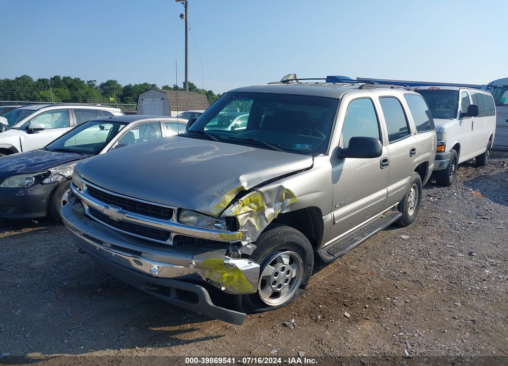 2000 CHEVROLET TAHOE ALL NEW LS VIN: 1GNEK13T8YJ135624