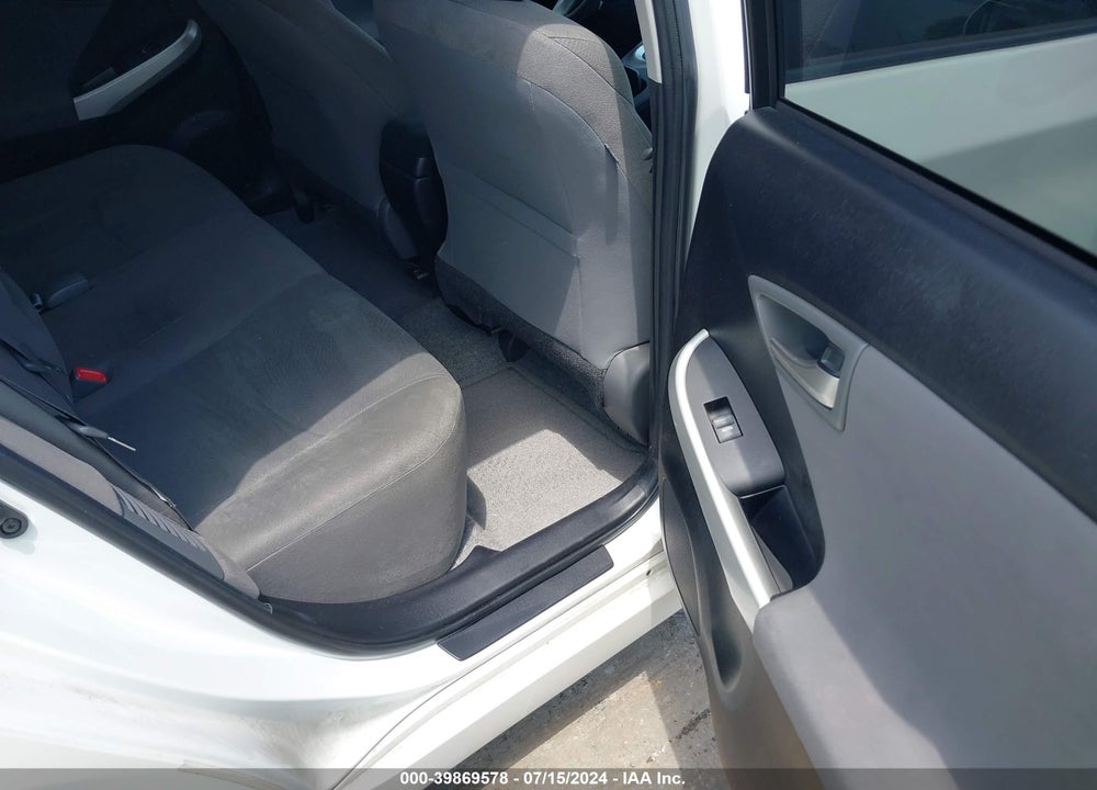 2015 TOYOTA PRIUS TWO VIN: JTDKN3DU3F1926548