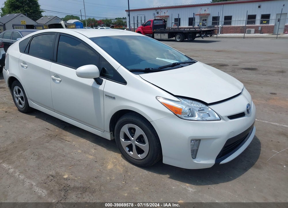 2015 TOYOTA PRIUS TWO VIN: JTDKN3DU3F1926548