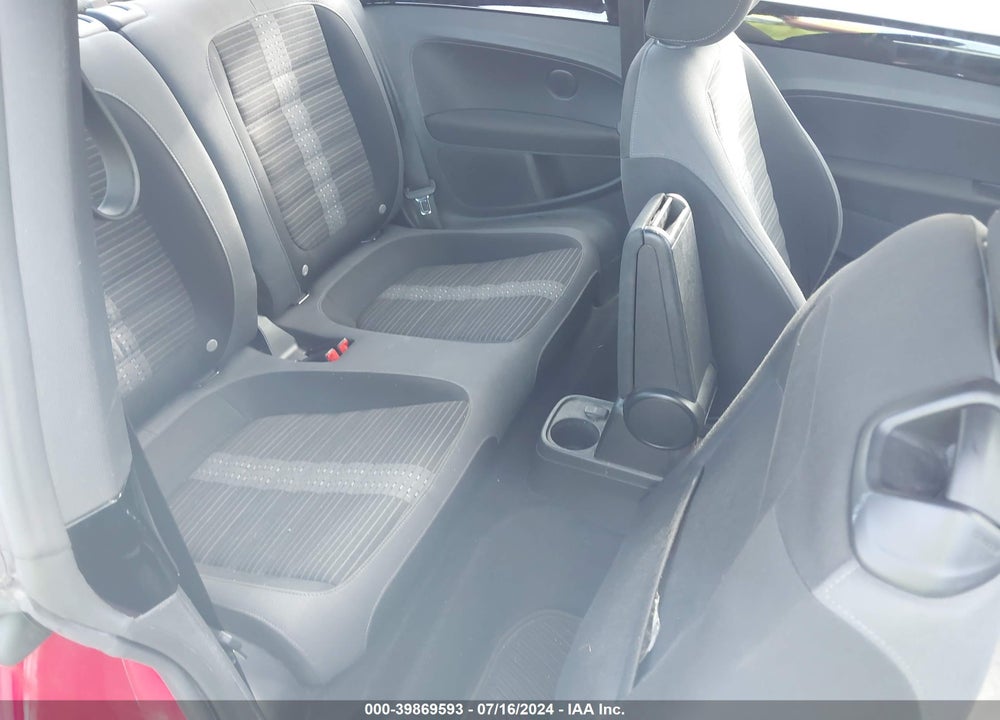 2014 VOLKSWAGEN BEETLE 2.0T R-LINE VIN: 3VW4T7ATXEM617577