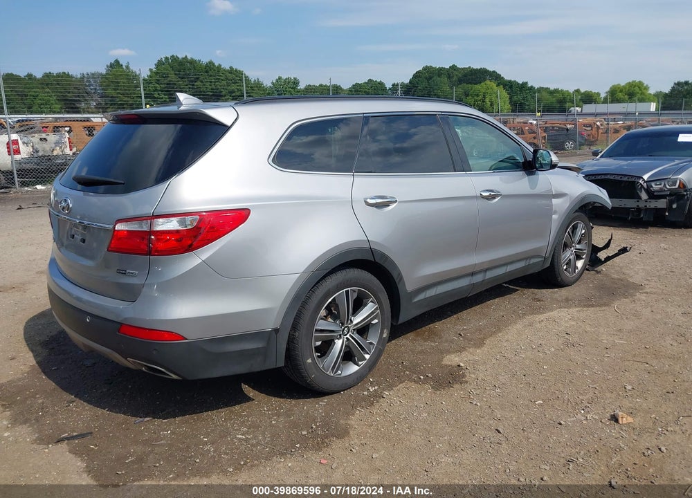 2016 HYUNDAI SANTA FE SE VIN: KM8SRDHF3GU144686