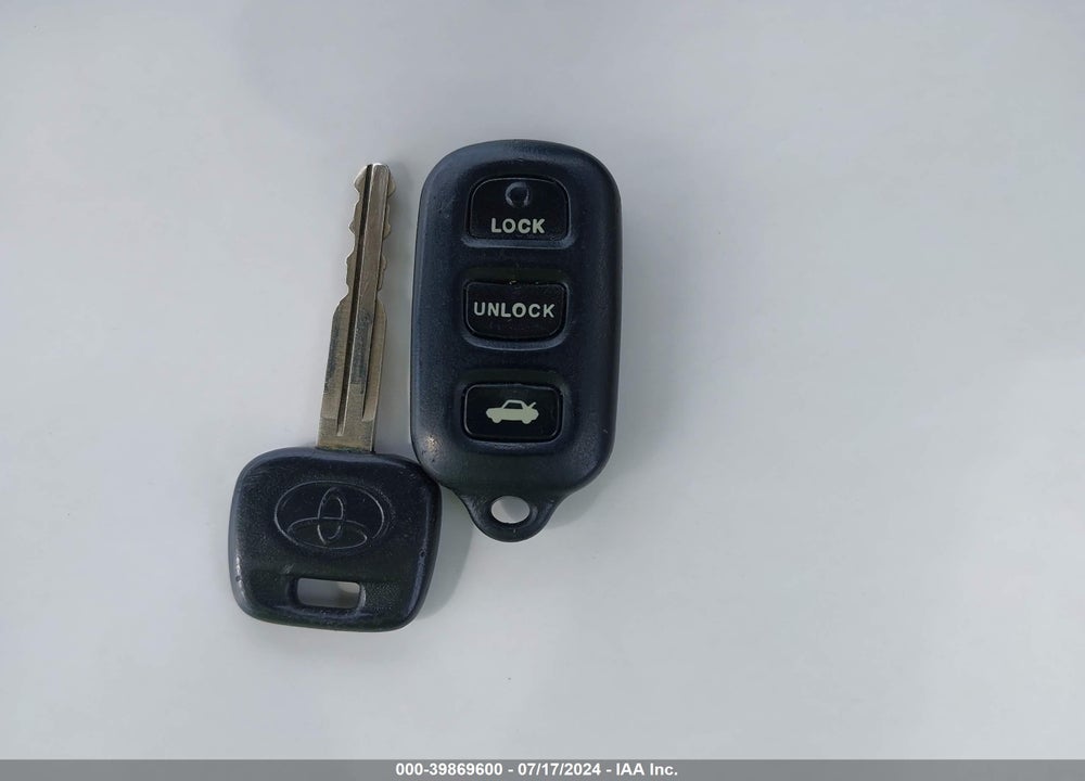 2003 TOYOTA CAMRY VIN: 4T1BE32K53U186167