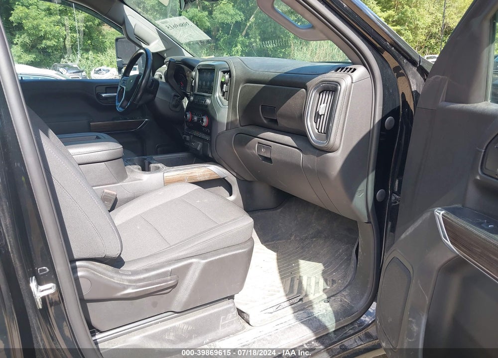 2021 CHEVROLET SILVERADO 1500 4WD SHORT BED RST VIN: 3GCUYEET3MG416670