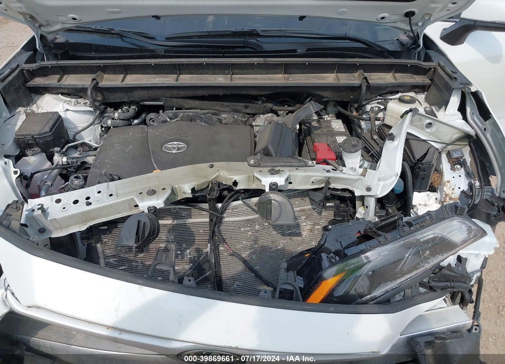 2022 TOYOTA HIGHLANDER XLE VIN: 5TDGZRBH2NS237718