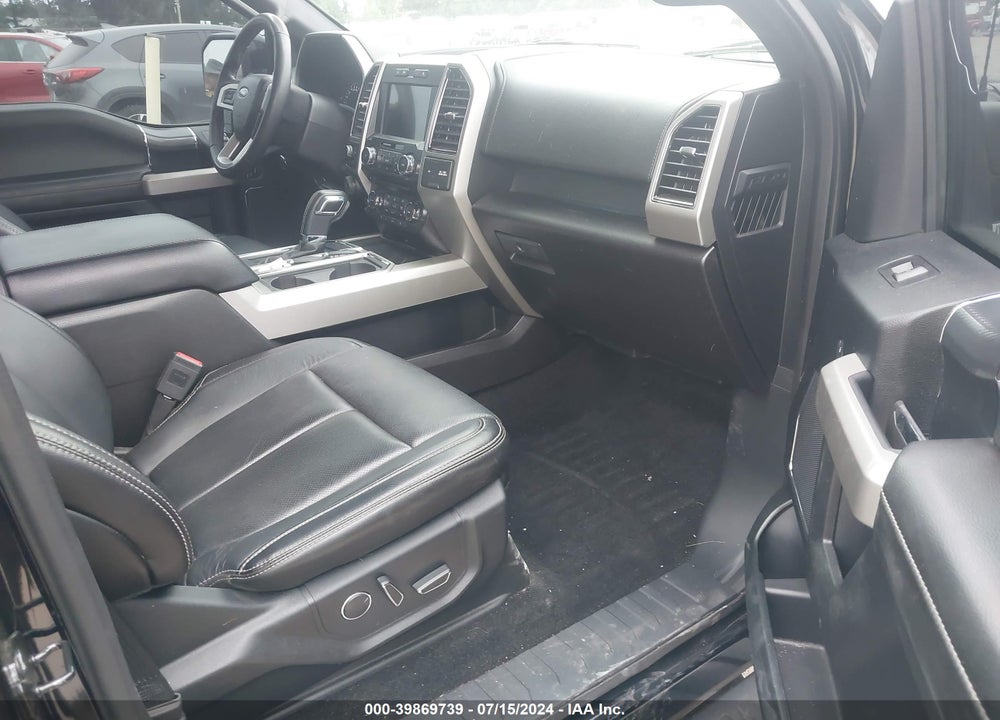 2018 FORD F-150 LARIAT VIN: 1FTFW1E50JKC85212