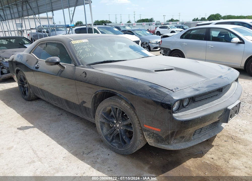 2018 DODGE CHALLENGER SXT PLUS VIN: 2C3CDZAG3JH305267