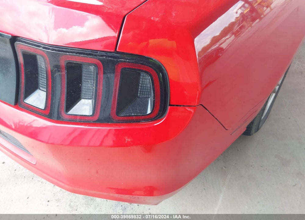 2014 FORD MUSTANG V6 VIN: 1ZVBP8EM3E5263587