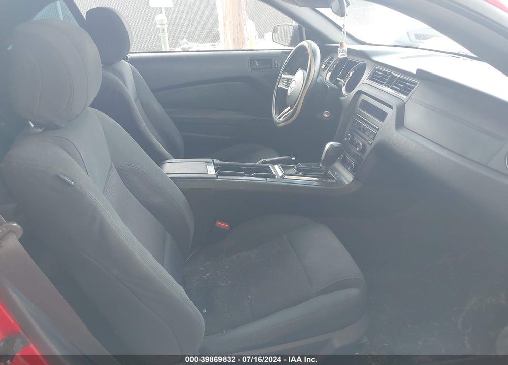 2014 FORD MUSTANG V6 VIN: 1ZVBP8EM3E5263587