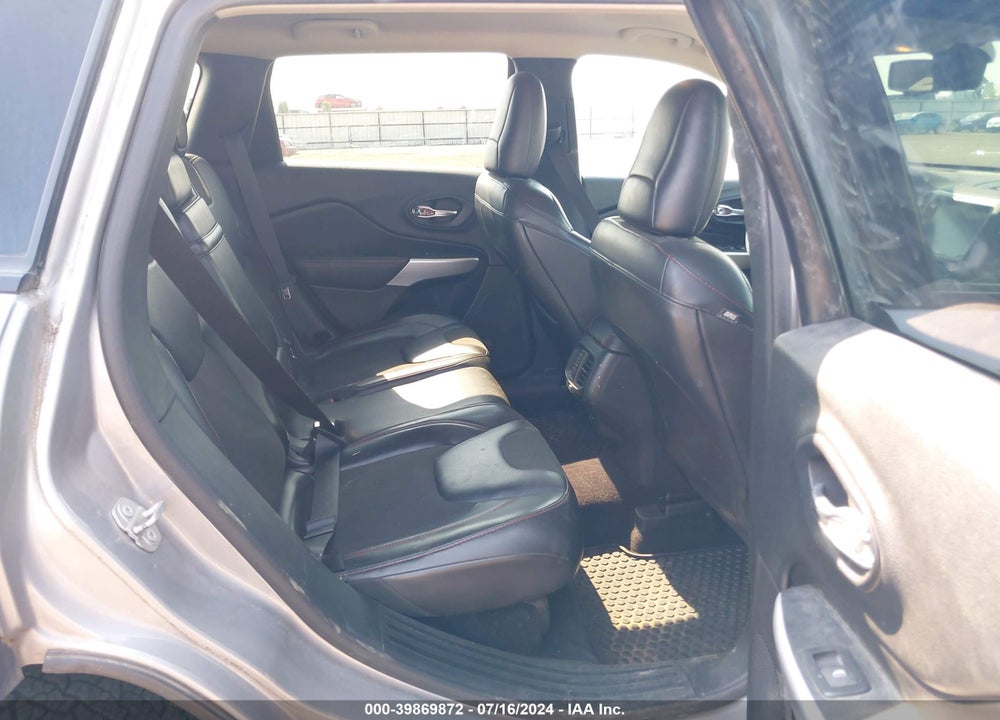 2018 JEEP CHEROKEE TRAILHAWK 4X4 VIN: 1C4PJMBX6JD509565