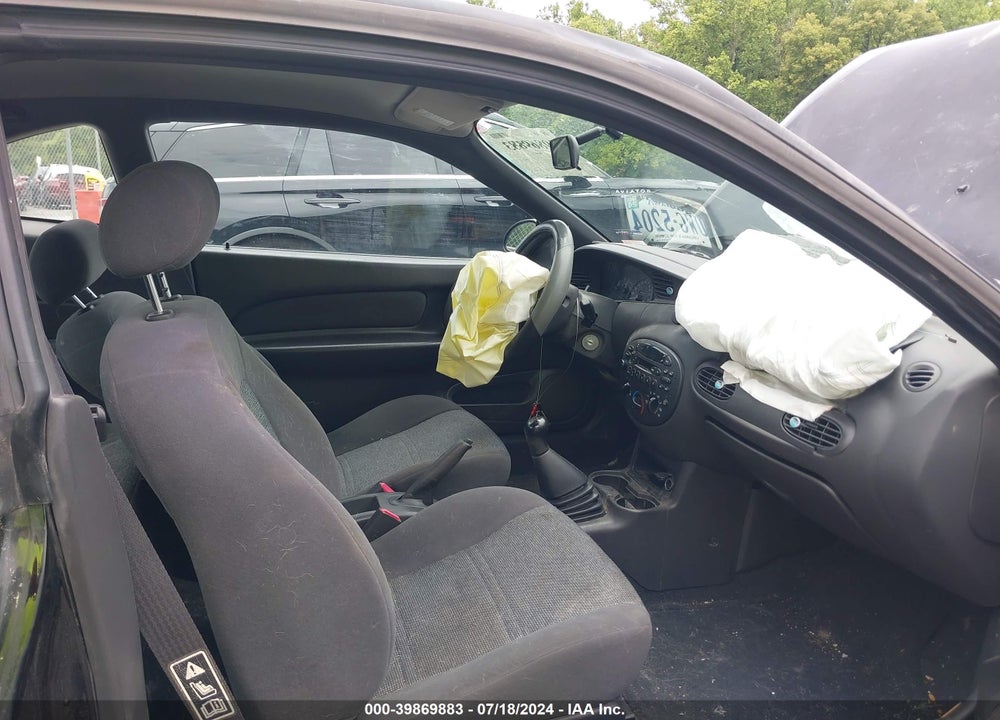 2000 FORD ESCORT ZX2 VIN: 3FAKP1130YR117811