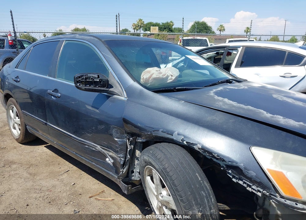 2003 HONDA ACCORD 2.4 EX VIN: JHMCM56653C075126