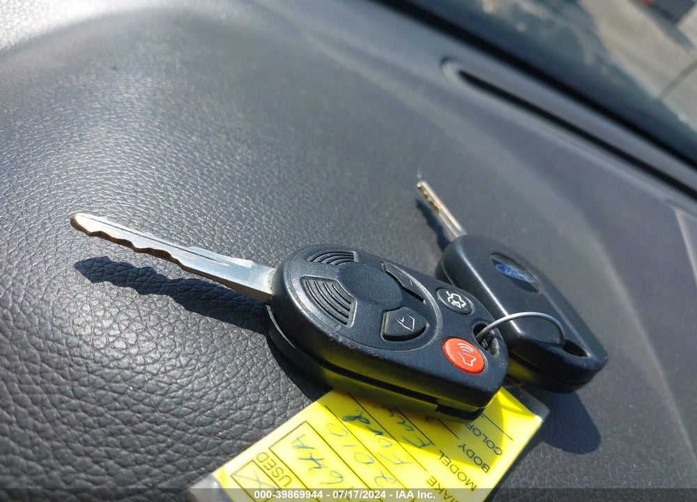 2010 FORD FUSION VIN: 3FAHP0HG9AR129345