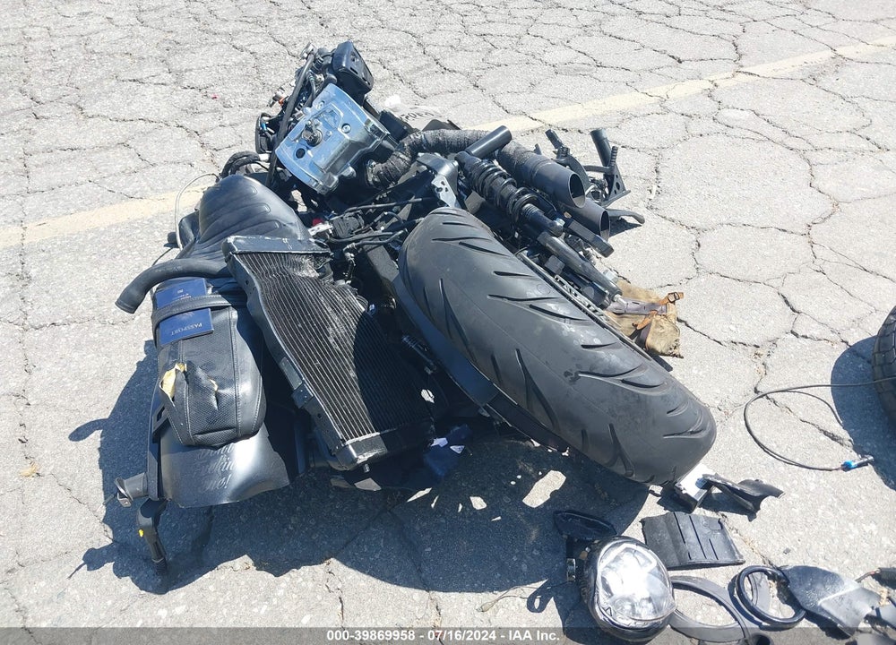 2023 INDIAN MOTORCYCLE CO. SCOUT BOBBER ABS VIN: 56KMTA002P3191745