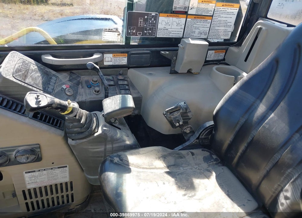 2017 YANMAR SV100-2A EXCAVATOR VIN: YMRSV100KGA121018