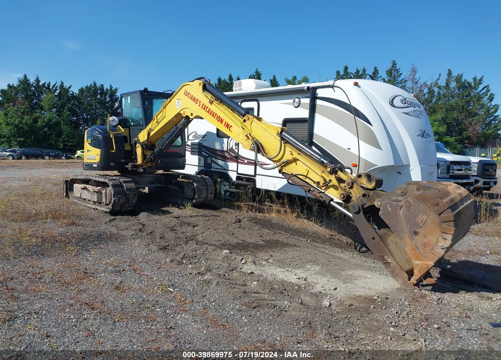 2017 YANMAR SV100-2A EXCAVATOR VIN: YMRSV100KGA121018