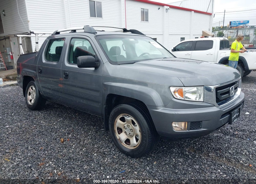 2011 HONDA RIDGELINE RT VIN: 5FPYK1F20BB010521