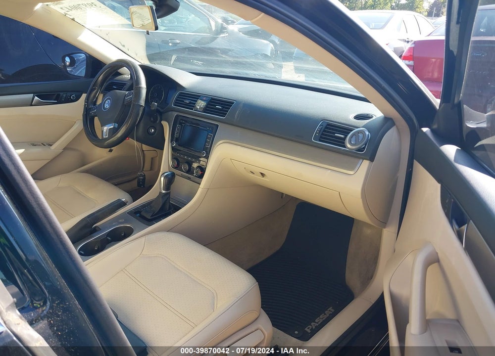 2015 VOLKSWAGEN PASSAT 1.8T SE VIN: 1VWBS7A32FC007170