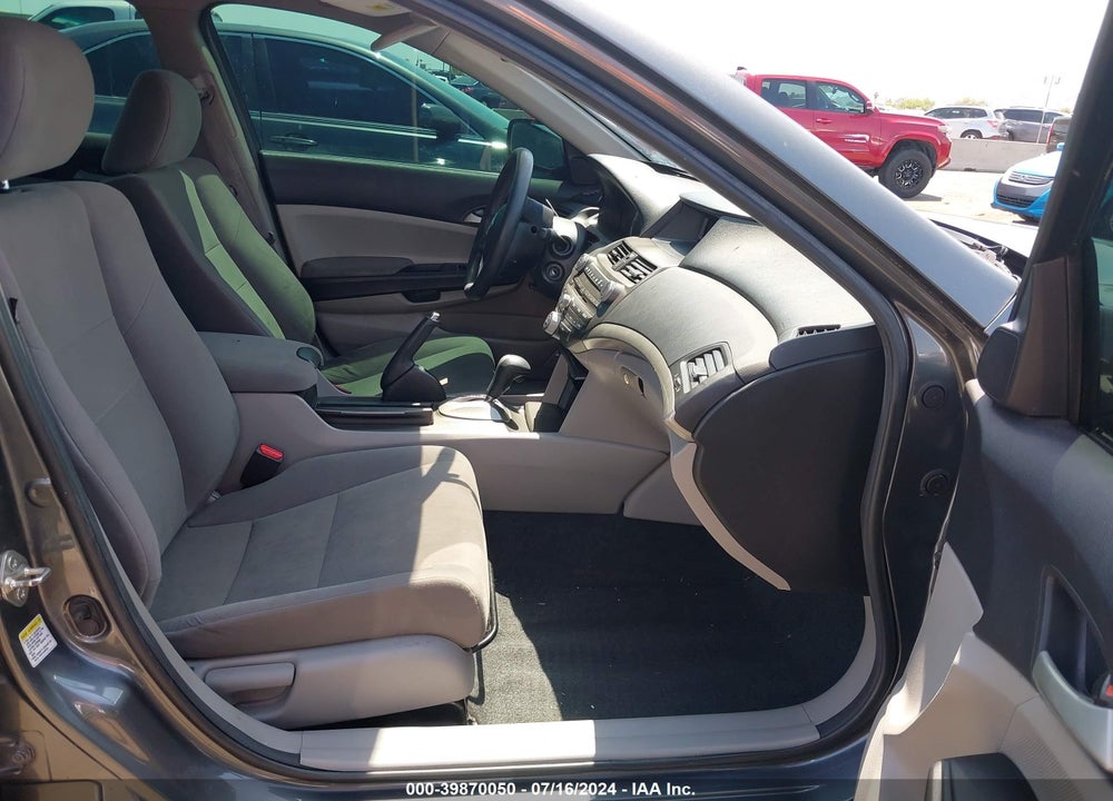 2012 HONDA ACCORD 2.4 LX-P VIN: 1HGCP2F43CA120048