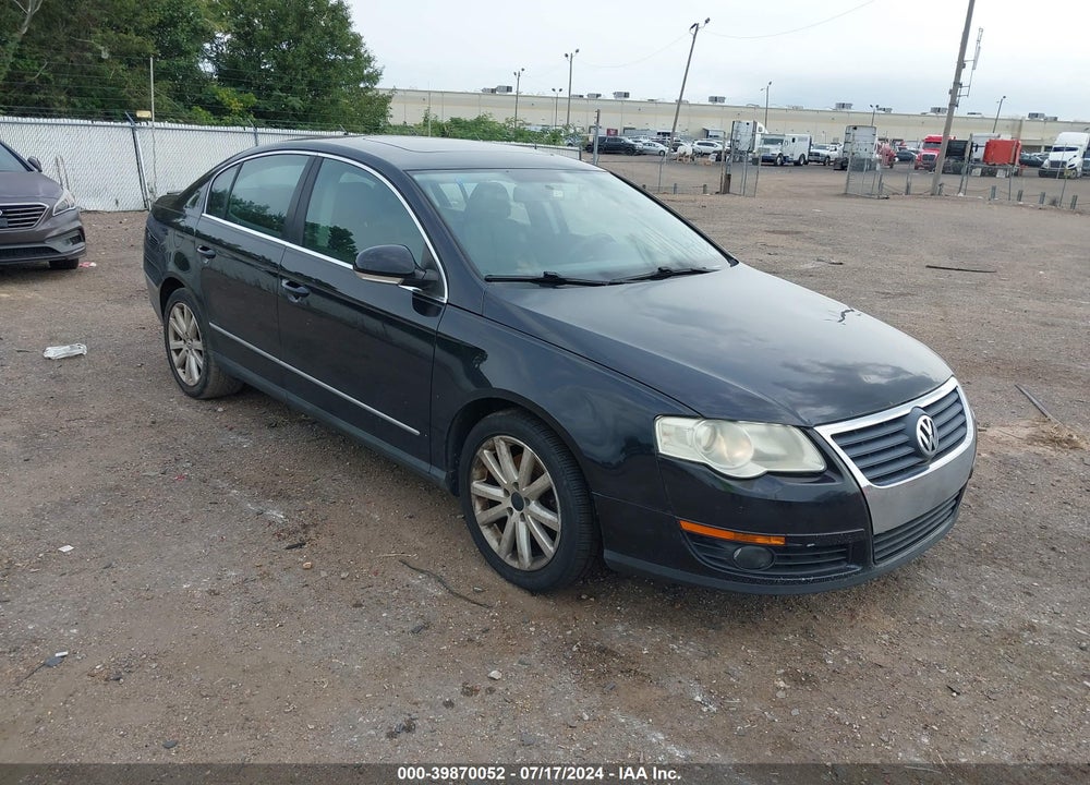 2010 VOLKSWAGEN PASSAT KOMFORT VIN: WVWJK7AN5AE163507