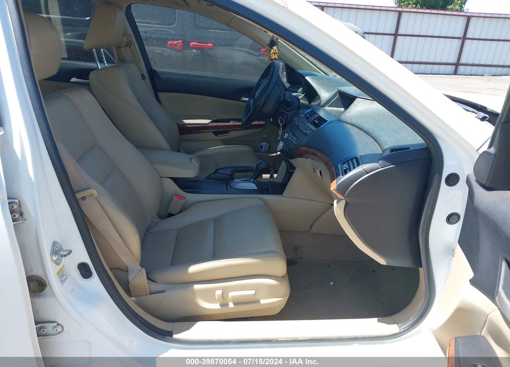 2011 HONDA ACCORD 2.4 EX-L VIN: 1HGCP2F83BA003829