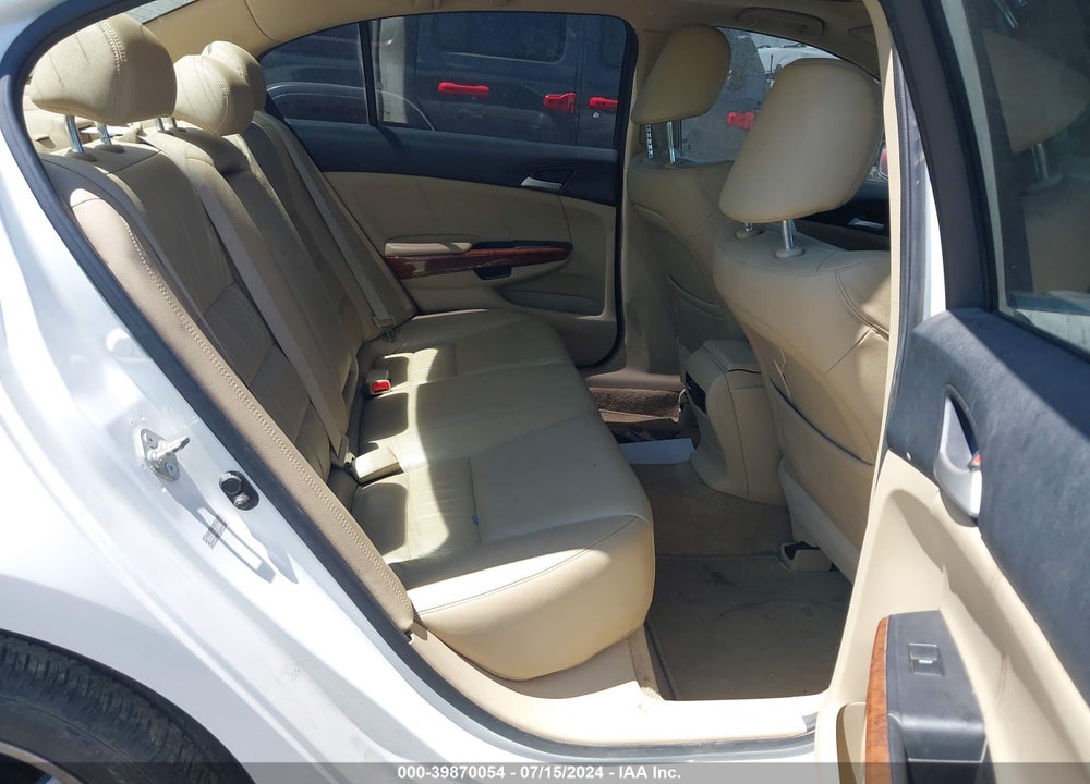 2011 HONDA ACCORD 2.4 EX-L VIN: 1HGCP2F83BA003829