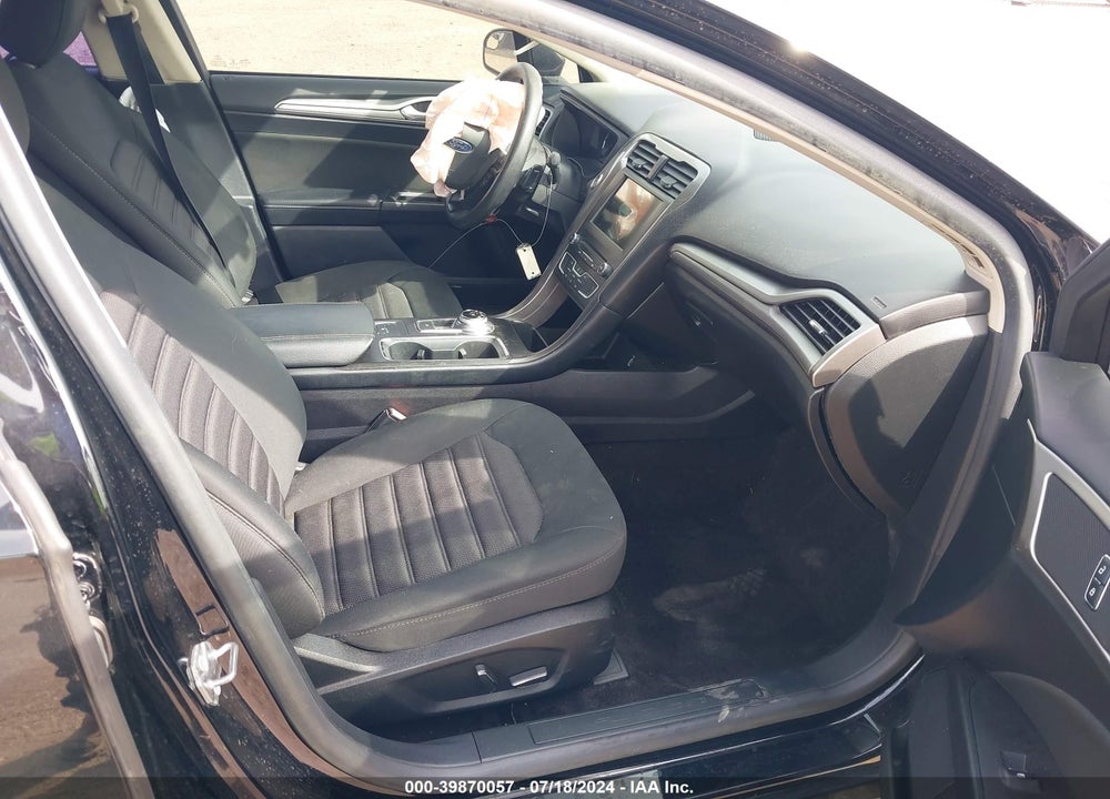 2018 FORD FUSION SE VIN: 3FA6P0HD4JR260101