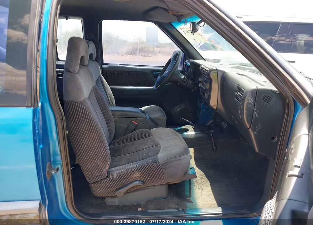 1994 GMC SONOMA VIN: 1GTDT19W0RK504930