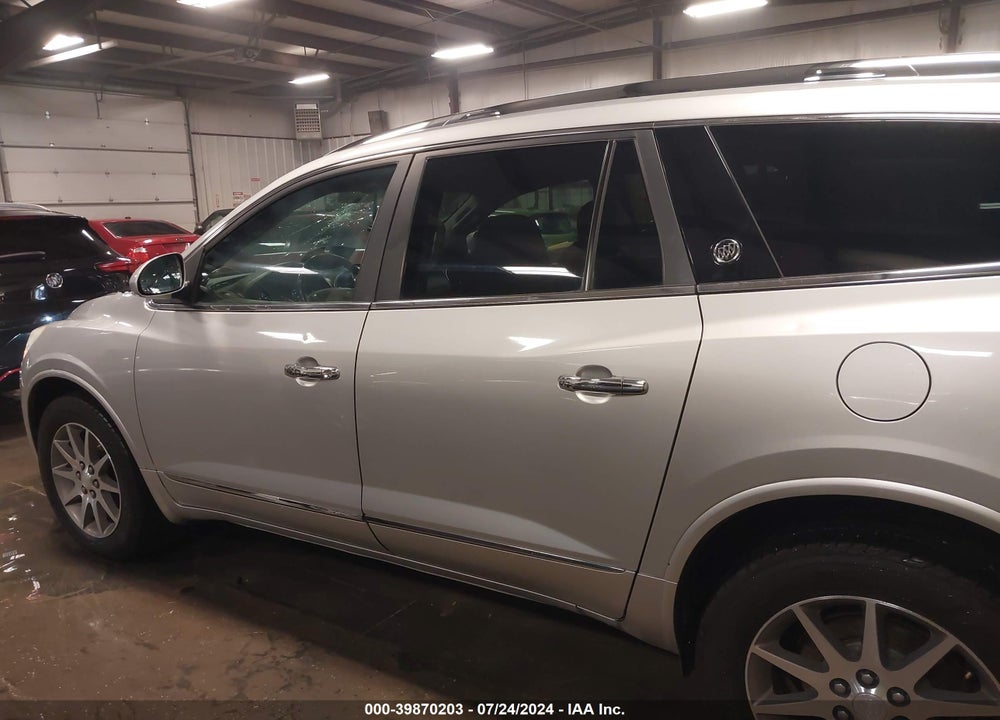 2013 BUICK ENCLAVE LEATHER VIN: 5GAKVCKD8DJ188215