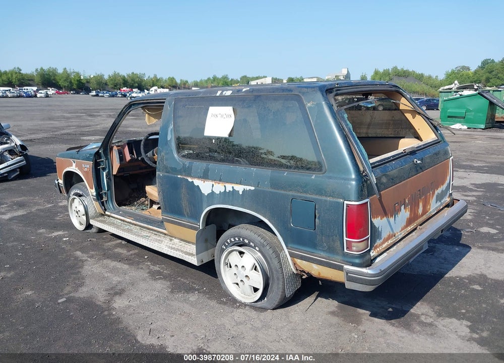 1988 CHEVROLET BLAZER S10 VIN: 1GNCT18R2J8191296
