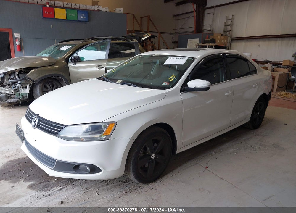 2011 VOLKSWAGEN JETTA 2.0L TDI VIN: 3VWLL7AJ8BM094503