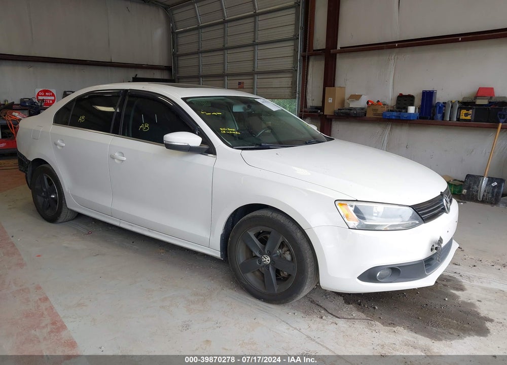 2011 VOLKSWAGEN JETTA 2.0L TDI VIN: 3VWLL7AJ8BM094503