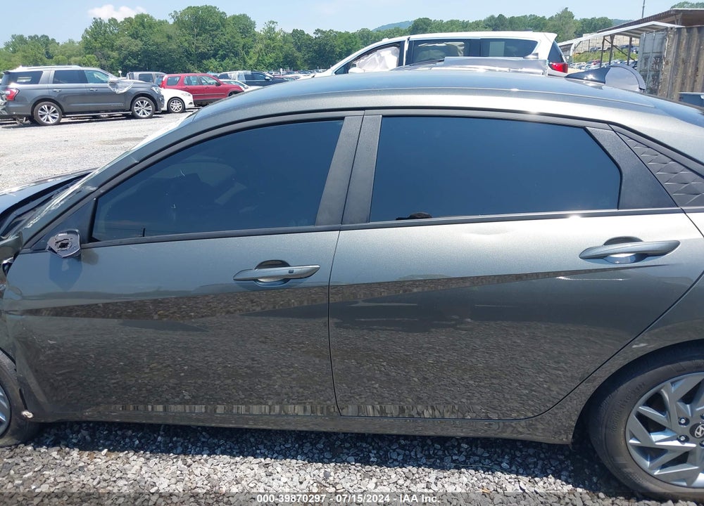 2024 HYUNDAI ELANTRA SEL VIN: KMHLM4DG7RU644113