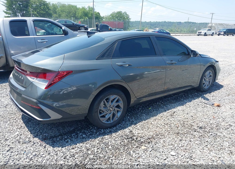 2024 HYUNDAI ELANTRA SEL VIN: KMHLM4DG7RU644113