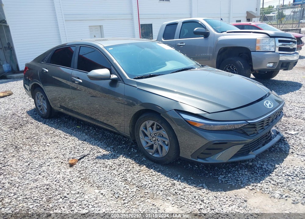 2024 HYUNDAI ELANTRA SEL VIN: KMHLM4DG7RU644113