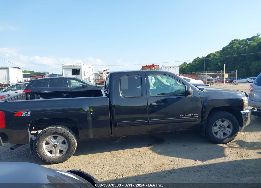 2013 CHEVROLET SILVERADO 1500 LT VIN: 1GCRKSE7XDZ216619