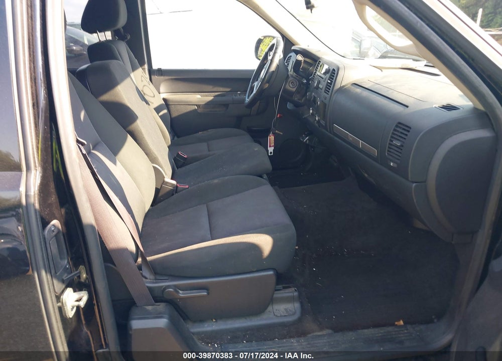 2013 CHEVROLET SILVERADO 1500 LT VIN: 1GCRKSE7XDZ216619